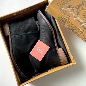 [Free People] Century Flat Boot in Black Size 38 EU Size 7.5 US